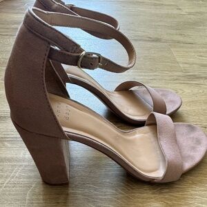 a new day Rose Colored Chunk Heels